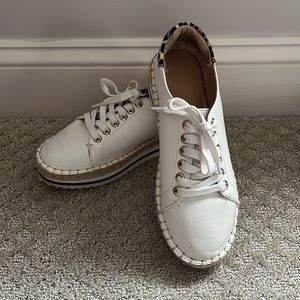 Platform JLo sneaker! Worn a couple of time, like new!